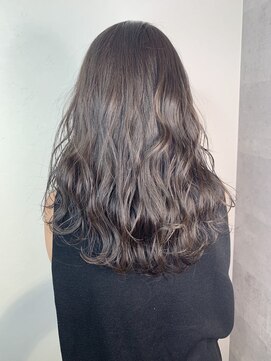 アンダーバーホワイト 天神店(_WHITE) シークレットアッシュ