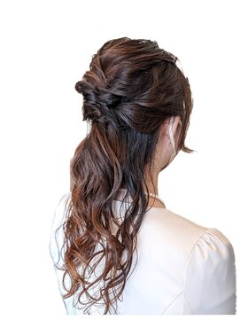 アヤラ オーガニックアンドスパ 東船橋店(AYALA) 【上品アレンジ】結婚式ハーフアップスタイル