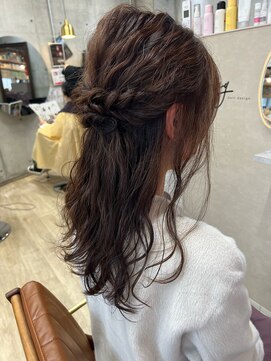 コージー(Kozy) ☆結婚式お呼ばれヘアアレンジ/ゆるふわアレンジ☆