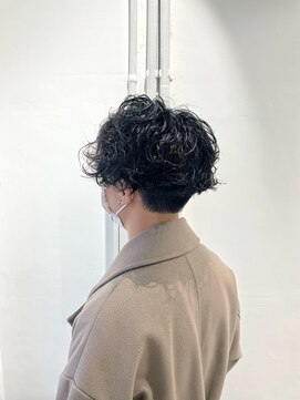 ミュー(Mu) ミディアムツイストパーマ