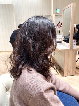 カシータ ヘア リゾート イオンモール熱田店(Casita hair resort) デジタルパーマ×セミディ×レイヤー×大きめWAUE×似合わせ