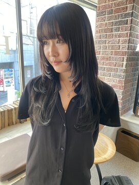ヘアー アレス(hair ales) エクステレイヤーカット、レイヤーロング、顔周りレイヤー、黒髪