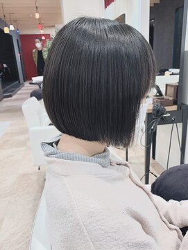 コーゾーギンザ 上野御徒町店(KOZO GINZA) 20代30代40代/小顔ストレートボブ/切りっぱなしボブ