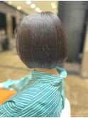 丸みボブとカラーで自然な丸みと艶感を！