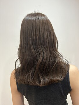 ノーム バイ アウラ(norm. by aura) 透明感カラー　くすみカラー　オリーブベージュ