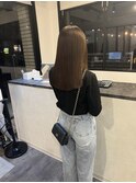 オリーブベージュ