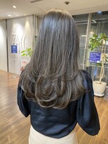 ザック ヴィ(ZACC  vie)&nbsp;レイヤーカット　オリーブベージュ　20代30代40代