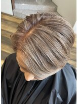 アムール(Amour)&nbsp;白髪ぼかしカラー/ベージュ