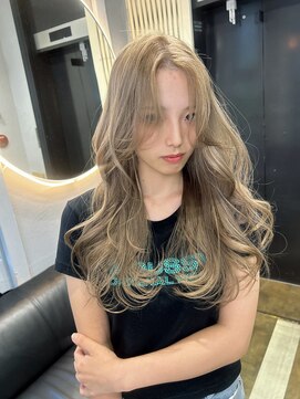 ジゼル(GiseL) ミルクティー ケアブリーチ 外国人風