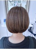 白髪ぼかしハイライト×ボブ