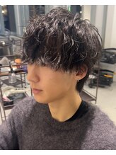 《*ツヤのある無造作な質感が人気*》メンズパーマ特化サロンだから作れるツイストスパイラルパーマ[メンズ