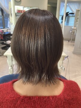 アルブル エト シミー(Arbre et chimie) クラゲヘアー/小顔/ココアベージュ/オリーブグレー/東村山