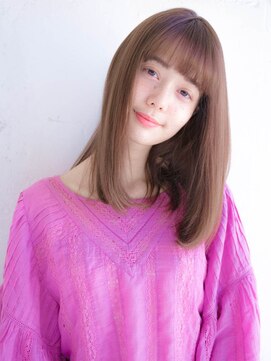 ルティア(Lutia) ジェンダーレス ナチュラルストレート とろみベージュ