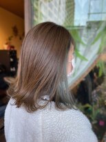 ザセカンドバイジャスミン(THE 2ND by JASMINE)&nbsp;大人可愛いイヤリングカラー×スモーキーグリーン