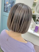 ラヴィエール(LAVIERE by R-EVOLUT)&nbsp;ハイライト/ケアブリーチ/レイヤーカット/髪質改善【柏/柏駅】