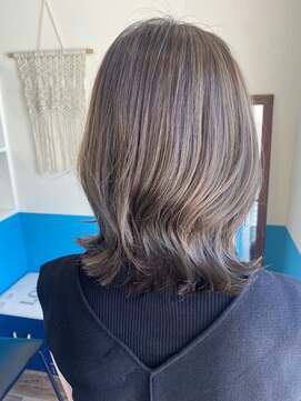 キキヘアメイク(kiki hair make) くびれレイヤースタイル