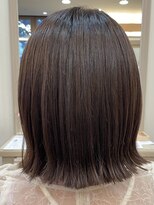 アルターリール(aL ter Rire)&nbsp;黒髪/グレーベージュ/レイヤーロング/前髪パーマ