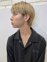 トルネード(TORNADO) 韓国ハイトーンマッシュヘア ベージュセンターパート t1013