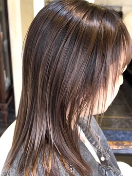 ディンプル 越谷駅前(DiMPlE) サラツヤミディ、エアリーミディ、美髪ミディ、のばしかけミディ