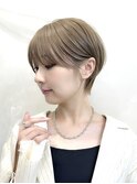 ショートヘア、ショートボブ、くびれショート、ハイトーンカラー