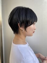 エアー 青山(AIR) 襟足短め顔まわり長めショート