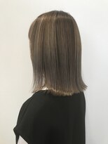 クルム(KURUMU)&nbsp;白髪ぼかしハイライト