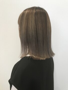 クルム(KURUMU) 白髪ぼかしハイライト