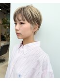 マッシュショート　インナーカラー　ブリーチ　アンブレラカラー
