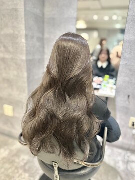 アクション 心斎橋店(ACTION) 20代30代レイヤーカット　韓国ヘア　オリーブカラー