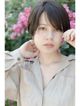 ナイン(nine) 【吉祥寺/富山夏妃】大人可愛いハンサムショートボブ