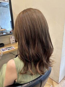 アルター(aL ter) 【オリーブグレージュ】暗めカラー/グランマッシュ/中島真里奈