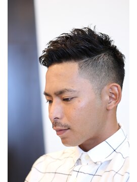 レオンプラス 具志川店(LEON plus+) クセ毛風/スパイラルパーマ