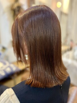 クオリア(QUALIA) 大人可愛い切りっぱなしボブ×艶感ピンクベージュ/髪質改善 柏