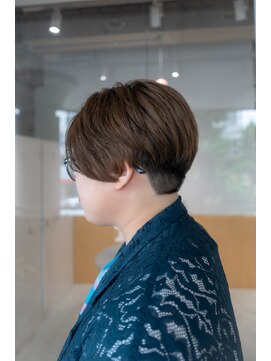 ワッカ(wacca) 前下がり グラボブ 刈り上げ ショート