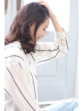 リルアーチ(Lillarch) 2025夏伸ばしかけ/かきあげミディアム☆