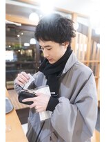 ユートゥイーズ つくば(U too e's)&nbsp;《Utoo e's つくば美容室 》野暮ったく渋さのあるメンズパーマ