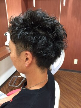 ゼロツーネクスト(ZERO2 NEXT) メンズパーマ