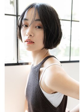 韓国風巻きのフェザーショートくすみベージュ