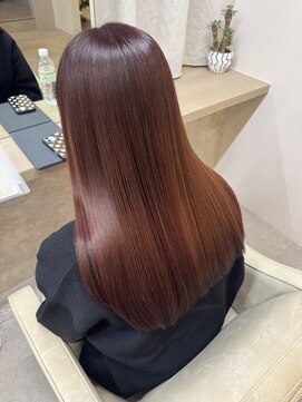 エルレ(Elure) ツヤ爆増赤みカラー