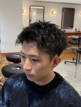 ザデイ カットアンドカルチャーショップ(THE DAY CUT&CULTURE SHOP) MEN’S/リバースセンターパート/アクティブショート/千葉美容室