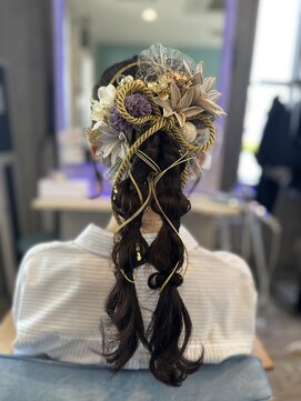 ヘアーディア みどり店(Hair...DiA) ツイン編みおろし