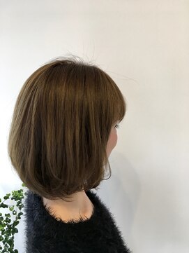 ヘアーラボ アンバー ふんわり可愛いボブ