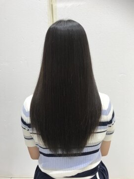 クアトログランシュ ひたちなか店(QUATRO×GranCieux) ストレートロングスタイル