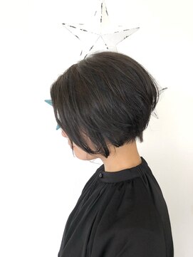 ヘアアンドメイク ムーア(Muuua) 人気のショートスタイル ＋ ブルージュカラー