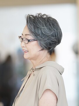 えがお美容室 【えがお美容室】50代60代に人気◎骨格似合わせショートボブ