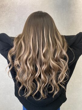 レヴェリー(REVERIE) #プルエクステ#グラデーション#ロング#ハイトーン