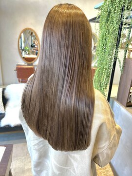 トローノ 栄(TRONO) 【TRONO本丸】パツっとロングナチュラルベージュブリーチなし