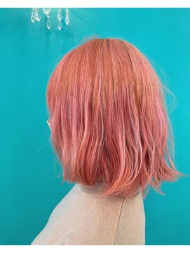 ヘアーアンドメイク ドレス(DRESS) 落ちかけのピンクカラーデザイン