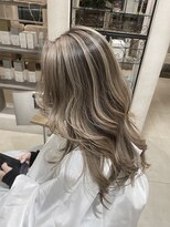 アンダーバーホワイト 広島 並木店(_WHITE)&nbsp;シャドールーツ【バレイヤージュ】