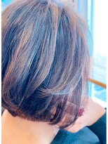 ココモ(cocomo)&nbsp;ハイライトデザイングラデーションボブ